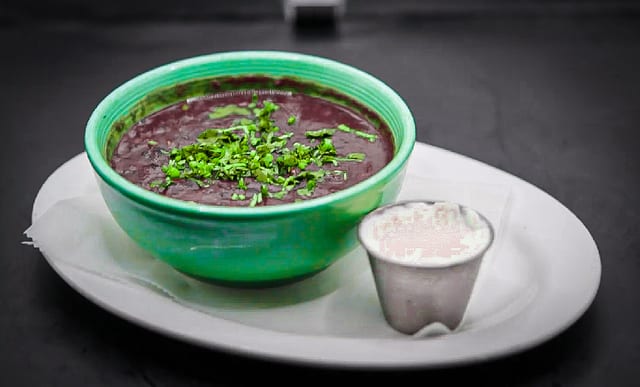 Sopa Negra.
