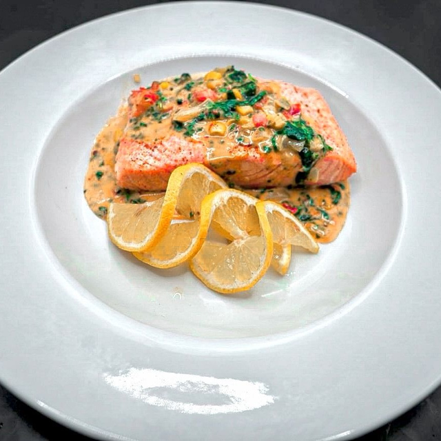 Salmon con Espinacas.